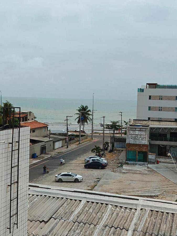 Casas e apartamentos de temporada para 5 pessoas, com terraço e piscina e ainda vista, com animais de estimação em Bessa