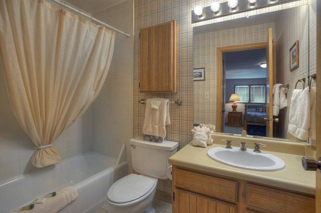 Ganze Wohnung, Treetop Overlook (#33) | Pool & Hottub - By Flc, Town, Trails & Golf in Durango (Colorado), San Juan National Forest