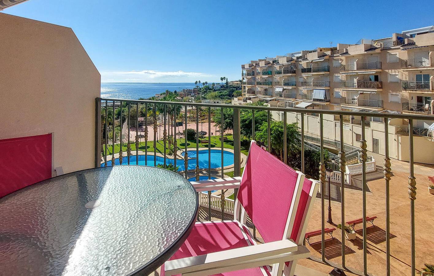 Apartamento de férias inteiro, Apartamento moderno à beira-mar com garagem e terraço in La Merced, El Campello
