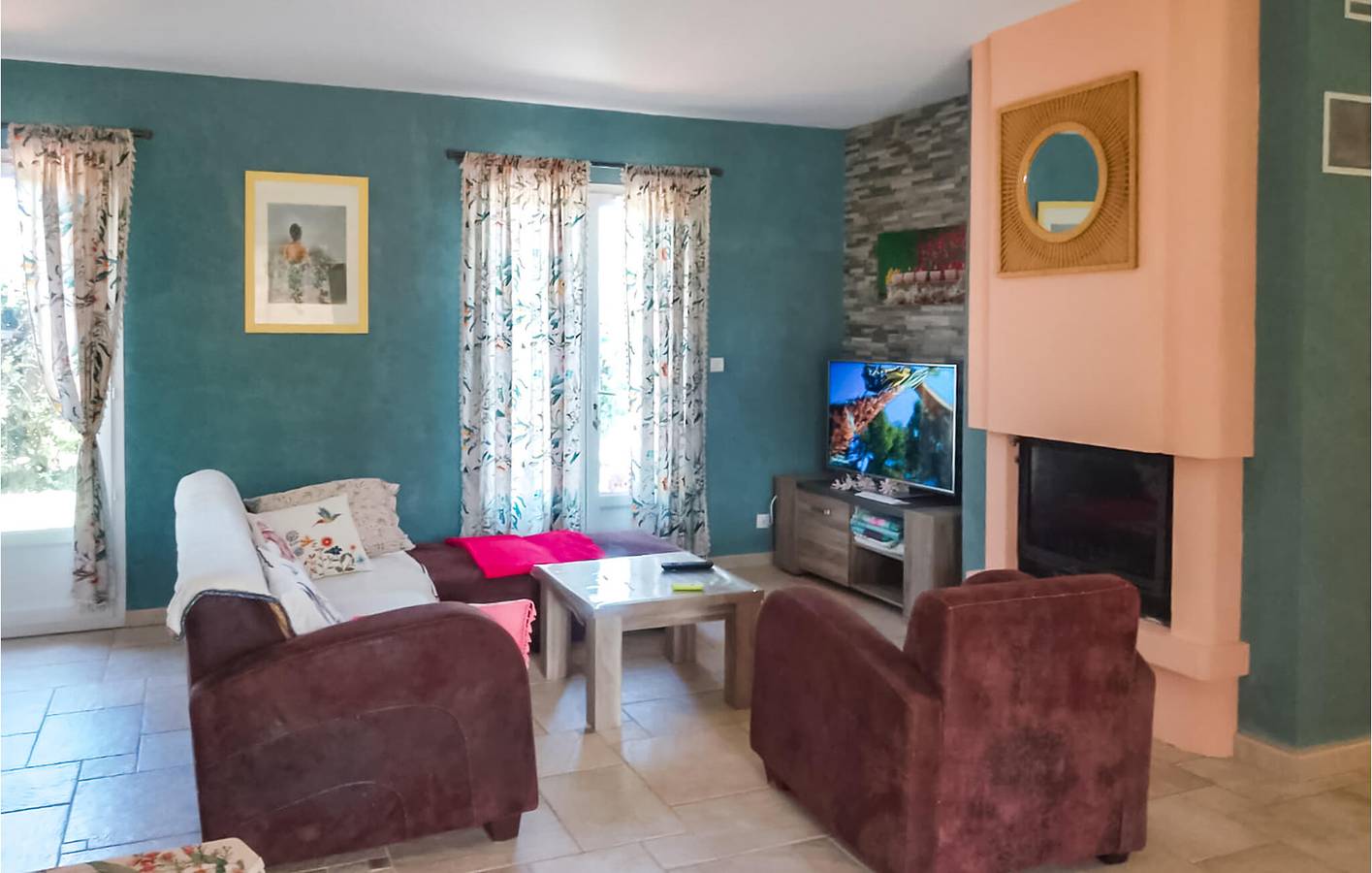 Poolside Garden Apartment in Ancône in Montélimar, Nyons region