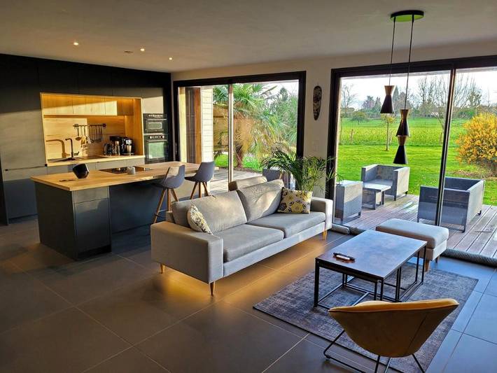 Location de vacances pour 6 personnes, avec Terrasse ainsi que Jardin et Vue à Morgny-la-Pommeraye