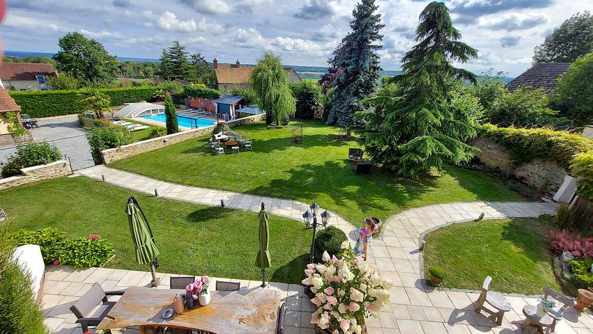 Gîte pour 4 personnes, avec jardin ainsi que terrasse et piscine dans Parc naturel régional du Vexin Français - 2