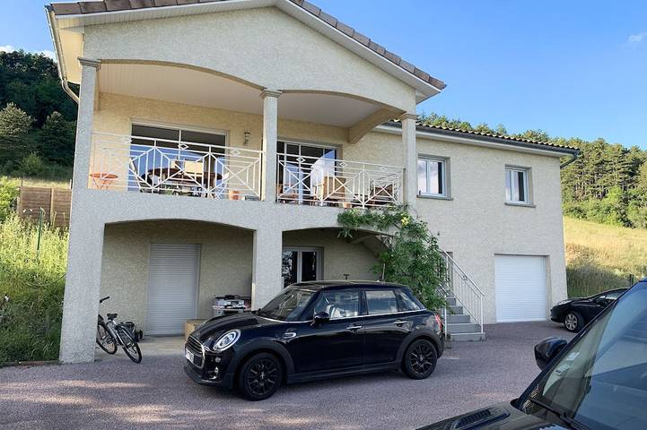 Location de vacances pour 15 personnes à La Roche-Vineuse