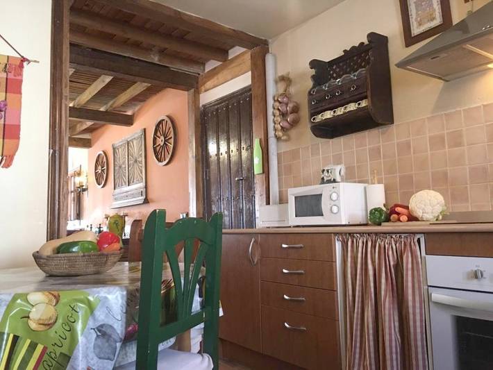 Casa rural con piscina para 12 personas, con vistas además de piscina y jardín en Provincia de Ávila - 3