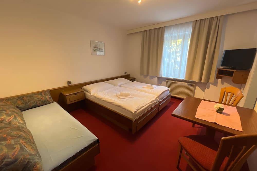 Zimmer 18 / 3Bett ohne Balkon - Pension Alpina in Obsteig, Bezirk Imst