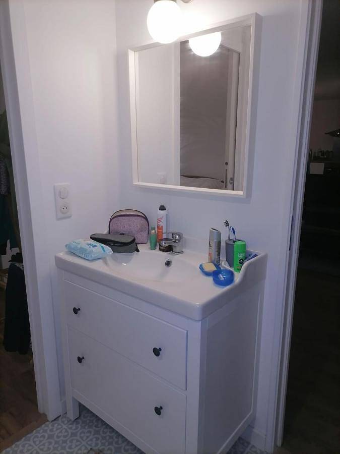 Appartement entier, One-Bedroom Apartment in Anglards-de-Saint-Flour, Région de Saint-Flour