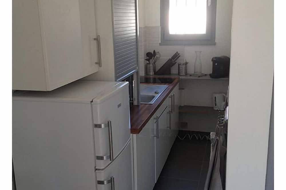 Apartamento entero, Le Pradet - Estudio 4 pers 10 minutos a pie de la playa in Le Pradet, Region de Toulon