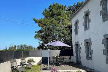 Gîte pour 7 personnes, avec jardin et terrasse à Tréflez