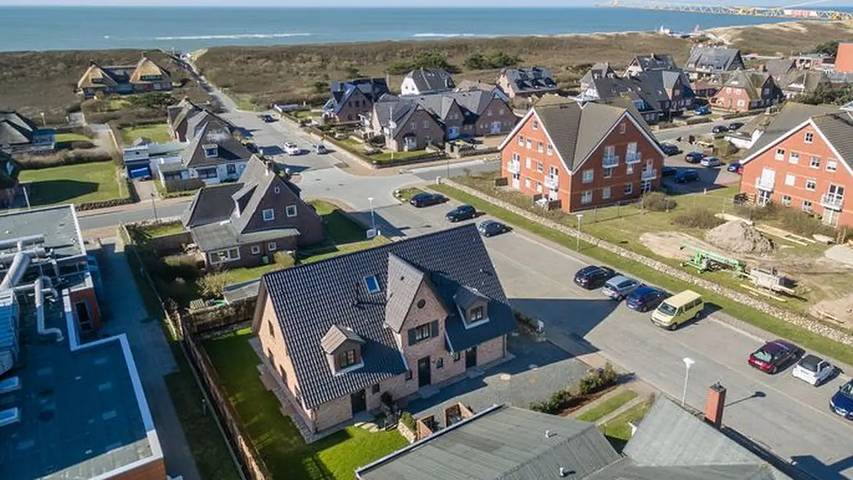 Ferienhaus für 4 Personen, mit Garten und Sauna sowie Terrasse in Westerland - 2