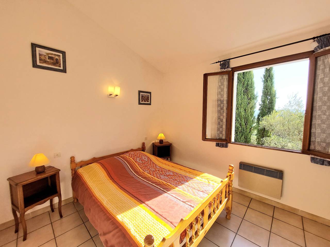 Casa de vacaciones «Le Cyprès - La Fontinelle» in Bessas, Ardèche