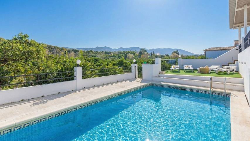 Chalet para 10 personas, con balcón/terraza y piscina - 1