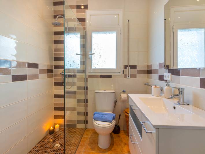 Ferienhaus für 6 Personen, mit Garten und Terrasse in Roses - 4