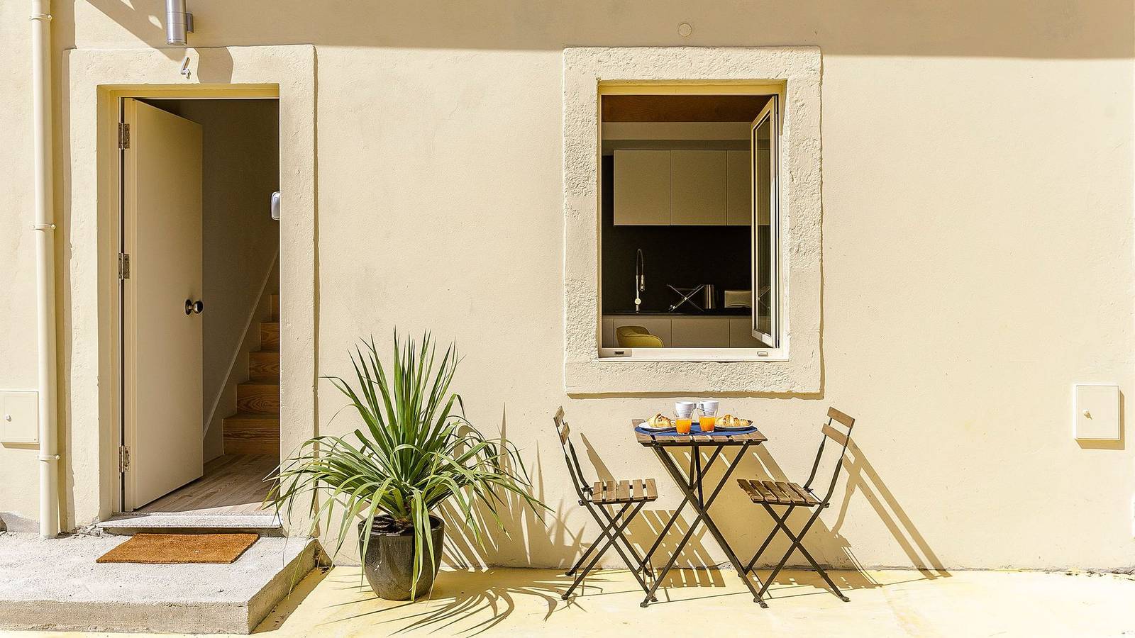 Apartamento inteiro, Vila Burgães - Casa 4 by Lovelystay in Cedofeita, Porto