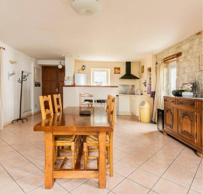 Location de vacances pour 8 personnes, avec piscine ainsi que terrasse et jardin à Cazes-Mondenard - 3