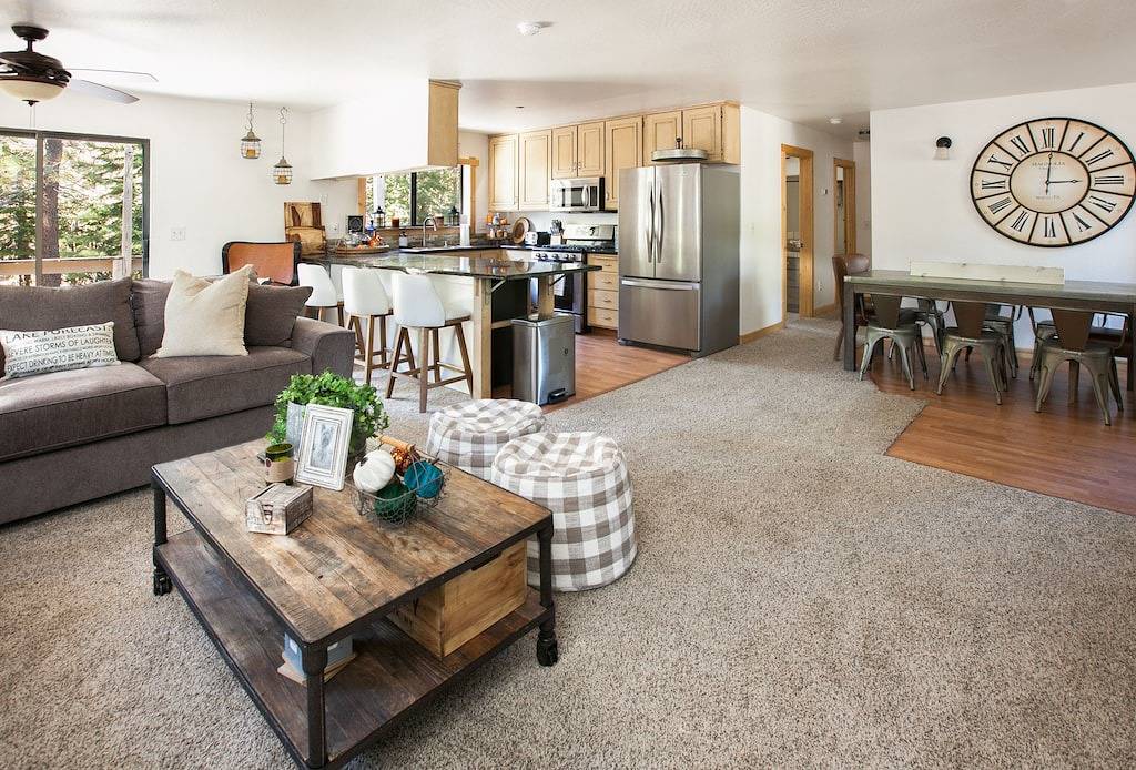 Familienjuwel von Tahoe Donner in Truckee, Donner Lake