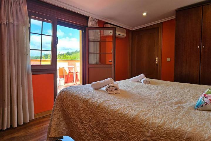 Ganze Wohnung, Gemütliches Apartment mit Klimaanlage, Wlan & Badewanne in Mieres (Asturien), Cordillera Cantábrica