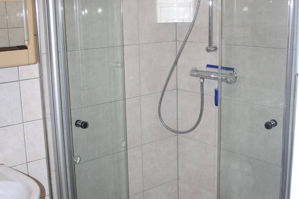 Ganze Wohnung, Ferienwohnung Möbius - Appartement/Fewo, Dusche, Wc in Burhave, Butjadingen