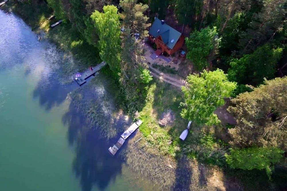 Przystanek Jezioro - a house by the lake in Polnische Ostsee