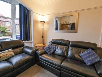 Cottage for 10 People in Filey, North Yorkshire, Photo 3