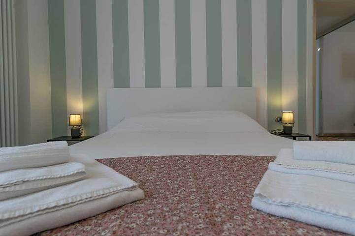 Ganze Wohnung, Turati Family Apartment | Balcone e posto auto in Lecco, Westliche Bergamo-Alpen