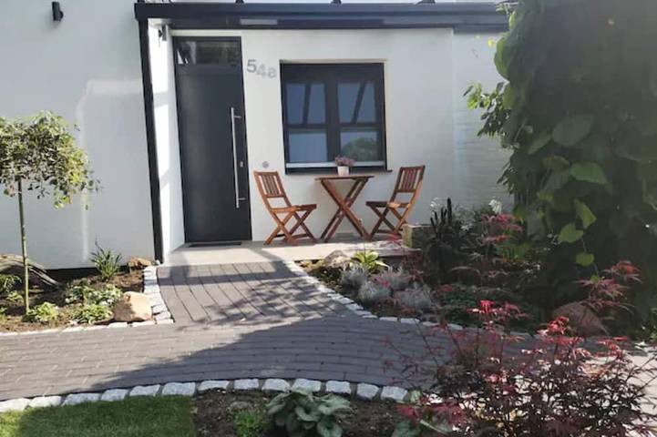 Ferienhaus für 2 Personen, mit Terrasse und Garten