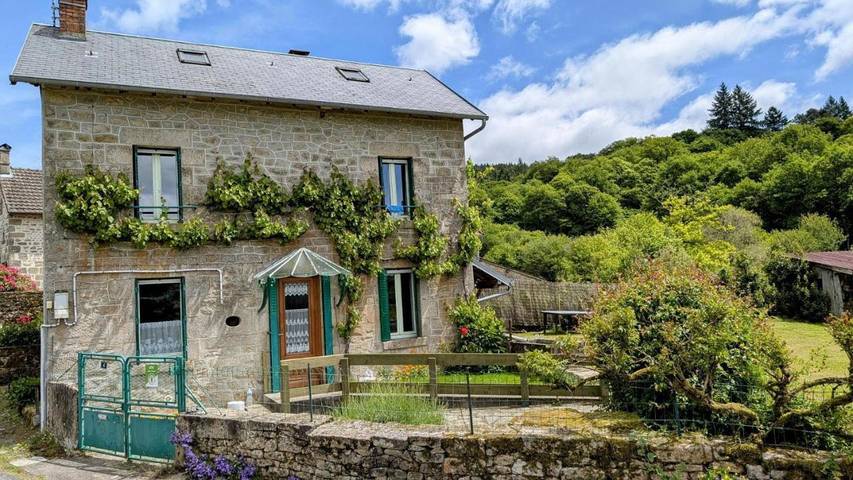 Location de vacances pour 5 personnes, avec jardin dans Jabreilles-les-Bordes