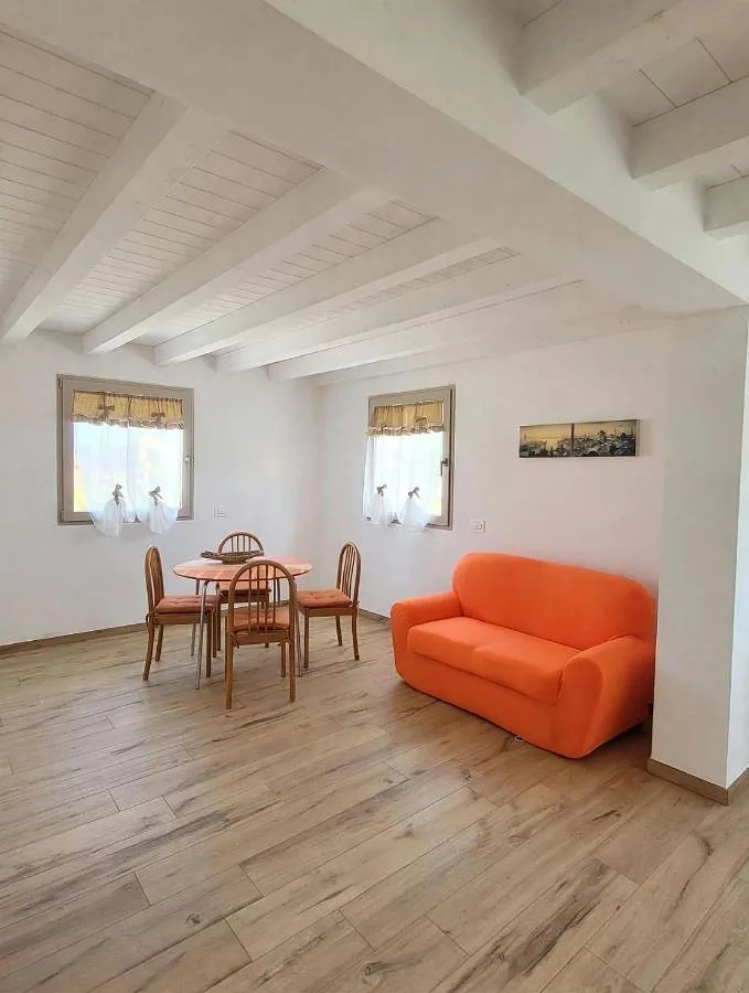 Casa vacanza per 4 persone, con terrazza e giardino - 1