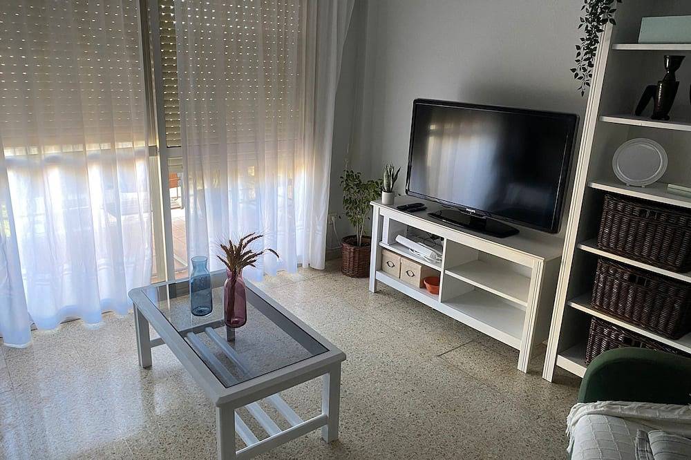 Entire apartment, Bahia de Algeciras, close to the beach. in Algeciras, Costa de la Luz