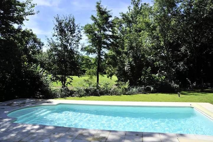 Location de vacances pour 8 personnes, avec piscine et terrasse, animaux acceptés à Pont-de-Larn - 3