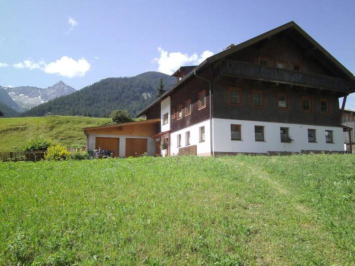 Ferienwohnung für 6 Personen, mit Balkon und Garten sowie Ausblick