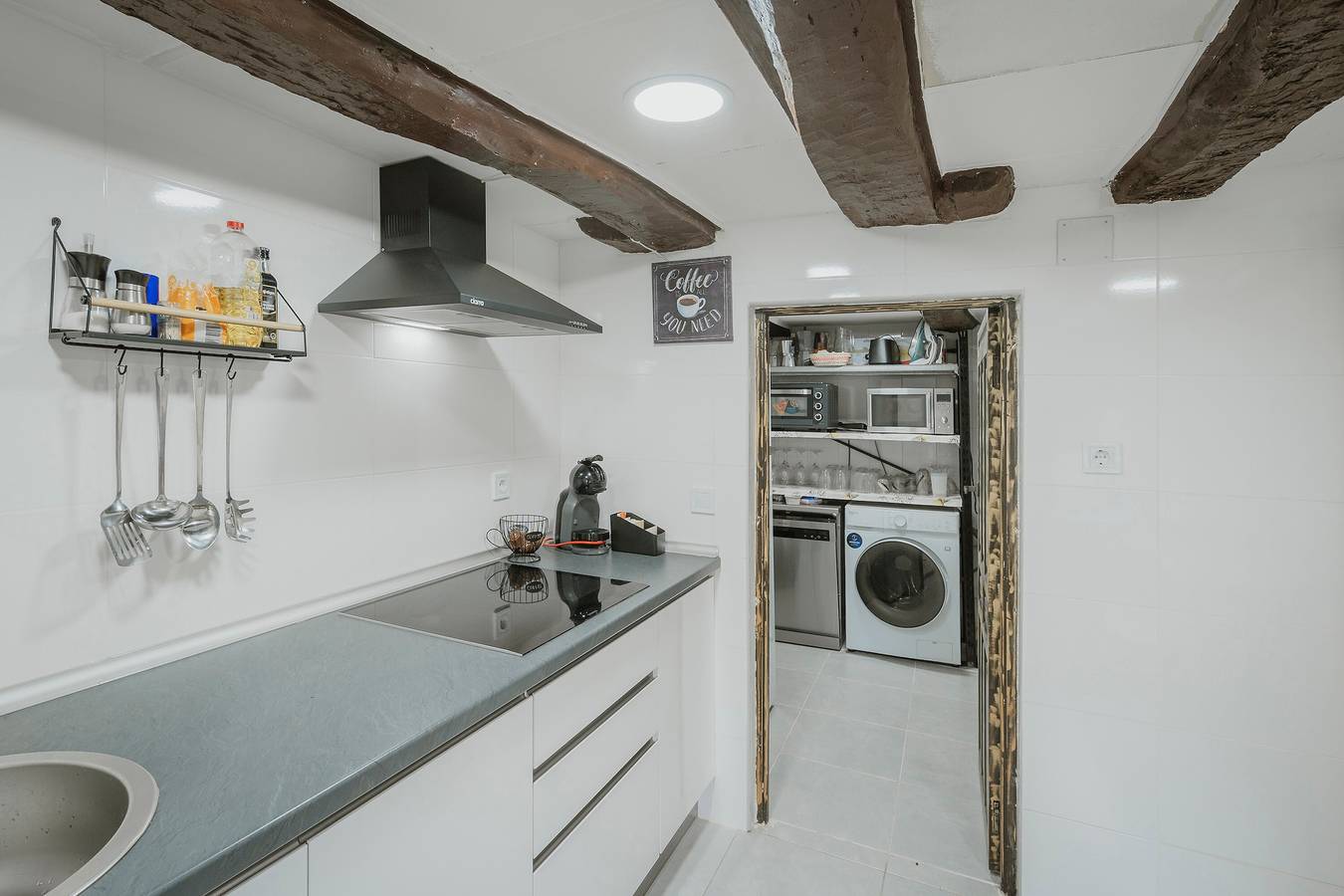 Casa La Molina – Spacious Countryside Home with Mountain Views near Burgos in La Molina de Ubierna, Merindad de Río Ubierna