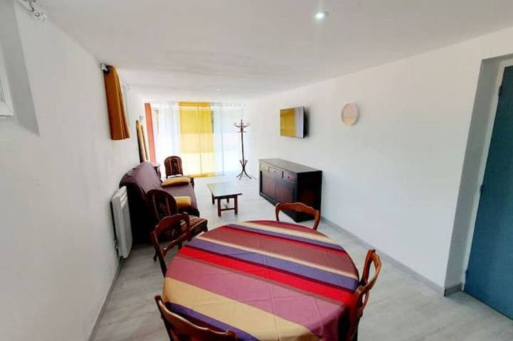 Ferienwohnung für 4 Personen, mit Terrasse in Maraussan