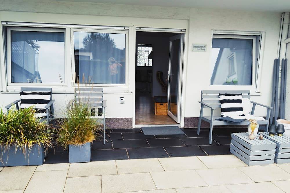 Ganze Wohnung, 2-Raum-Appartement mit Terrasse für bis 5 Personen - 10 Minuten zum Europapark - in Europa-Park, Mahlberg