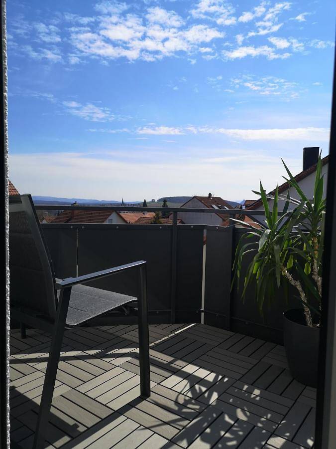 Ganze Wohnung, Ferienhaus Baier Wohnung mit Balkon und Schwedenofen für gemütliche Abende am Kamin in Engen, Hegau