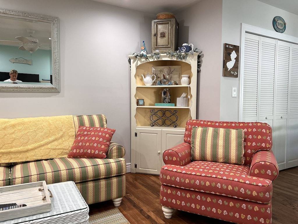 Beautiful fully renovated quad in Village Green in Cape May, Cape May County