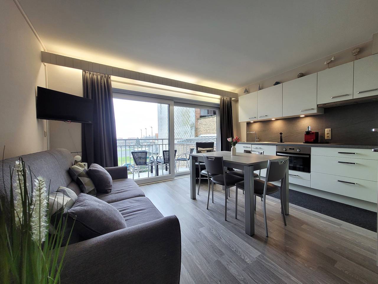 Geheel appartement, Studio in Middelkerke bij Zandstrand in Middelkerke, Belgische Kust