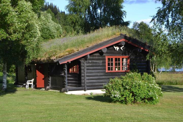 Camping for 5 personer, med utsikt og hage i tillegg til innsjøutsikt i Telemark