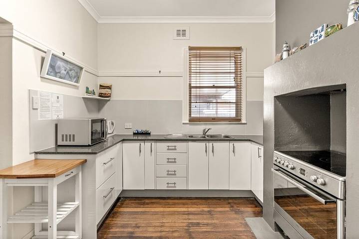 Holiday home for 7 people, with garden in Evans Head