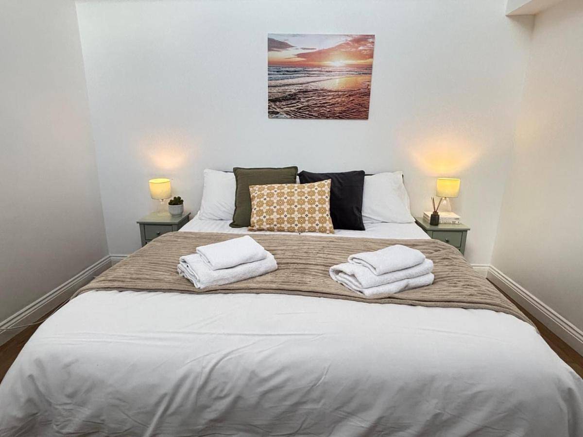 Ganze Wohnung, 4 Bed Contractor Apartment with Parking Central Banbury in Banbury, Oxfordshire
