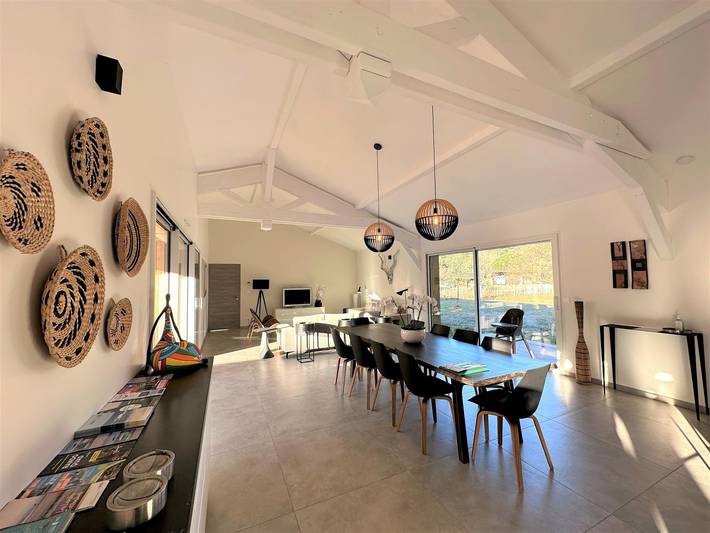 Gîte pour 8 personnes, avec terrasse ainsi que piscine et jardin à Vielle-Saint-Girons - 2