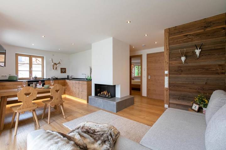 Ferienwohnung für 2 Personen, mit Balkon und Terrasse sowie Garten und Ausblick