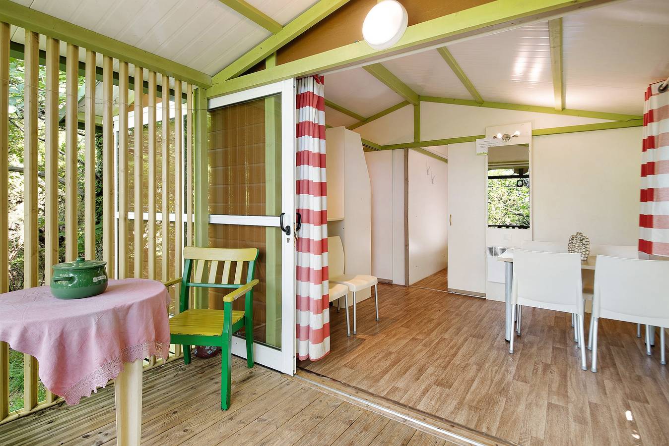Ferienhaus 'Chalet Nel Bosco' mit Meerblick, Gemeinschaftspool und Wlan in Casarza Ligure, Riviera di Levante