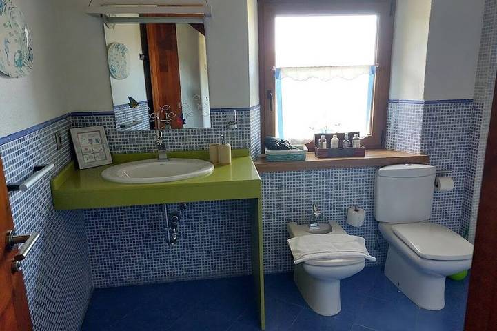 Villa de lujo con piscina climatizada y sala de juegos, enclavada en la montaña in Navafría, Provincia de Segovia