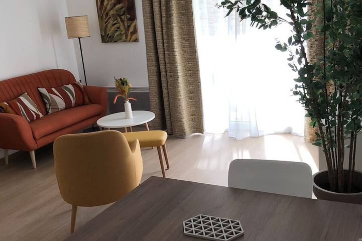 Gîte pour 2 personnes, avec sauna et piscine, animaux acceptés à Gleizé - 4