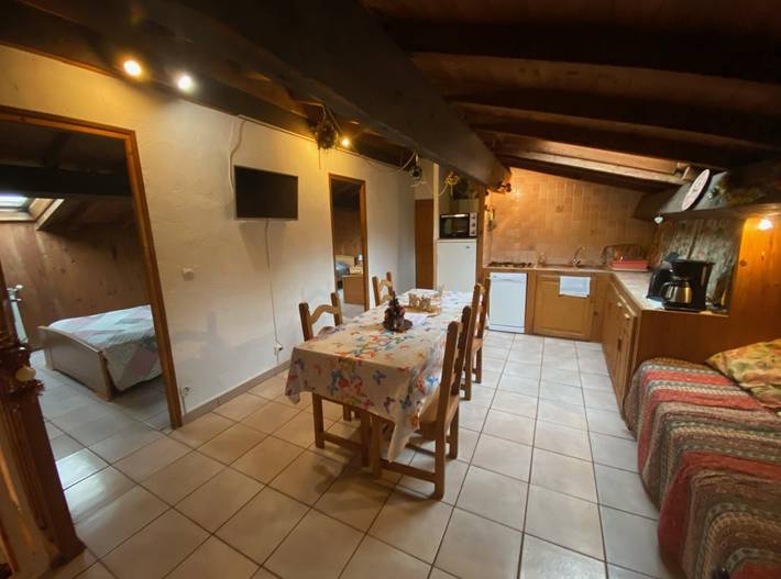 Gîte pour 4 personnes, avec jardin ainsi que sauna et terrasse à Camps-sur-l'Agly