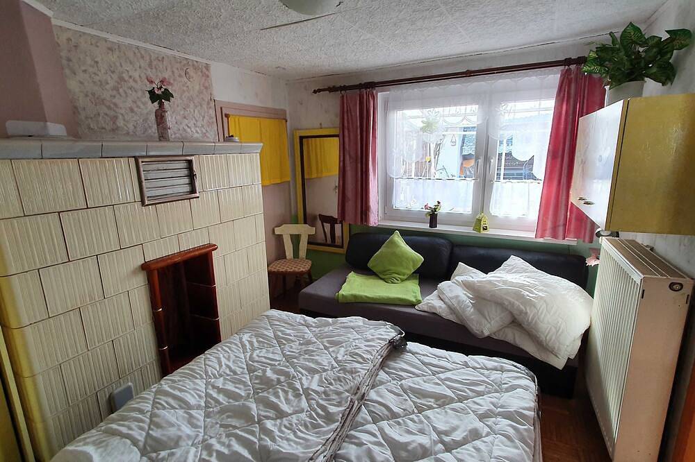 Ganze Wohnung, Ferienhaus Hoffmann mit 1 Ferienwohnung - Fw 2 bis 4 Personen in Elbingerode, Harzvorland