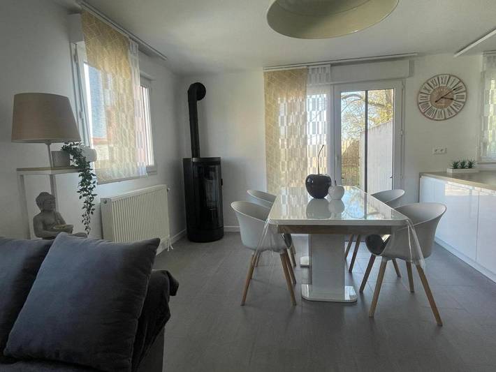 Gîte pour 6 personnes, avec terrasse dans Logelbach