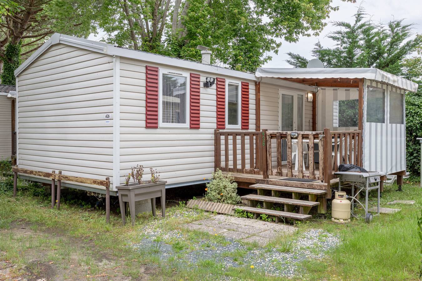  Mobil-home 3 Chambres avec piscine partagée et terrasse privée in Saint-Jean-de-Monts, Vendée
