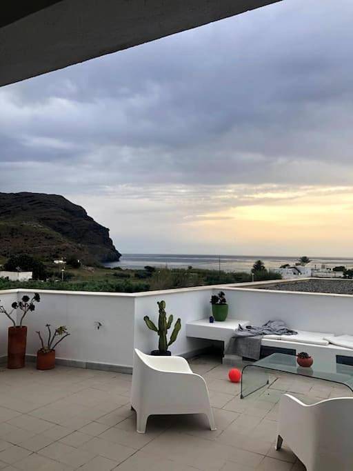 Apartamento de vacaciones para 5 personas, con terraza además de vistas y piscina - 1