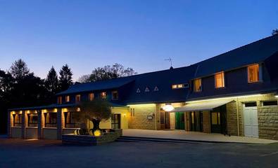 Hôtel pour 2 personnes, avec terrasse et jardin à Tremblay